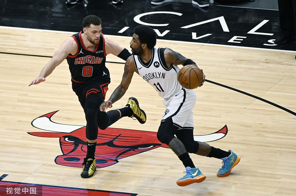 NBA：篮网险遭20分大逆转！欧文受伤离场，杜兰特仅21分，拉文空砍41分